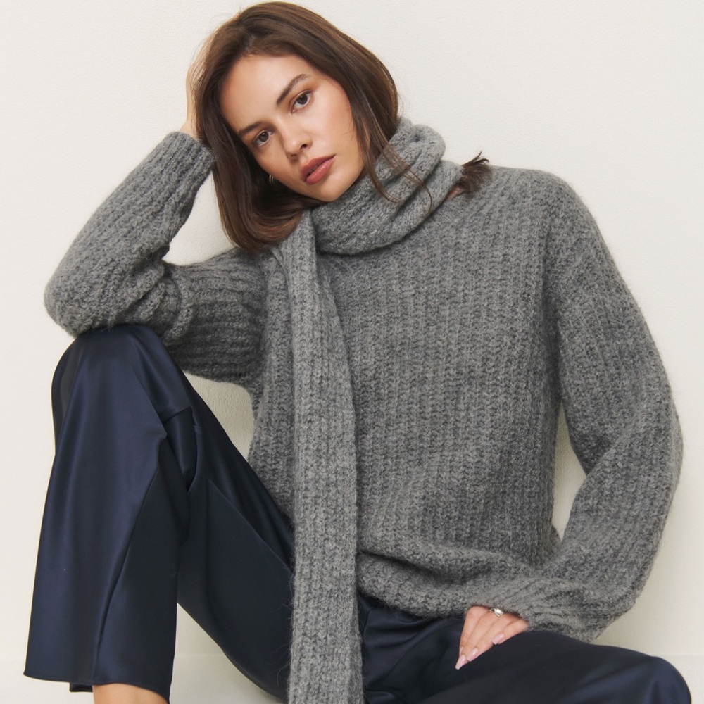 Reformation Tatum Ribbed Alpaca-blend Sweater In Charcoal Gray